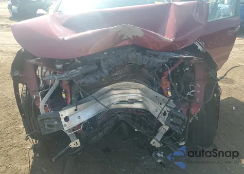 2020 Toyota Rav4 Xle z USA, uszkodzony, nr VIN 2T3W1RFV6LW099874